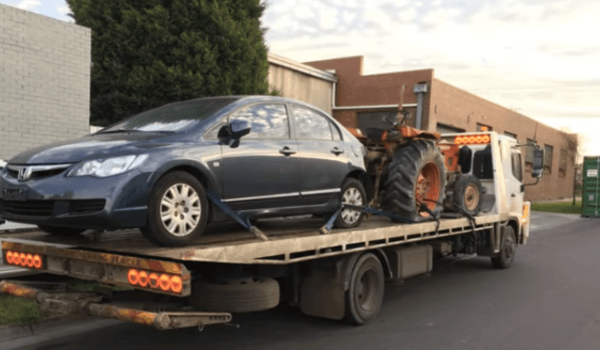 till-tray-towing-service (1) Tilt Tray Towing Service